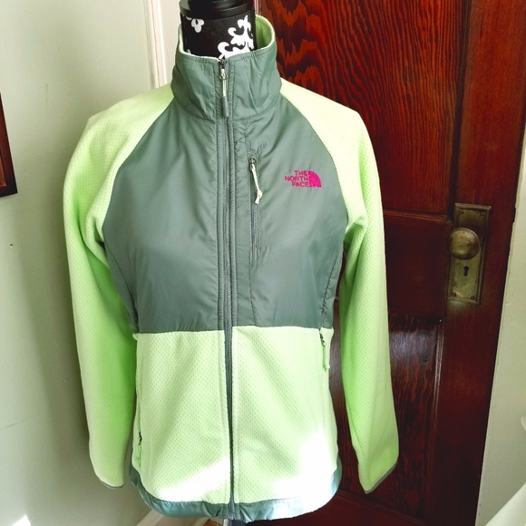 The North Face Jackets & Blazers - EUC North Face Fleece Jacket